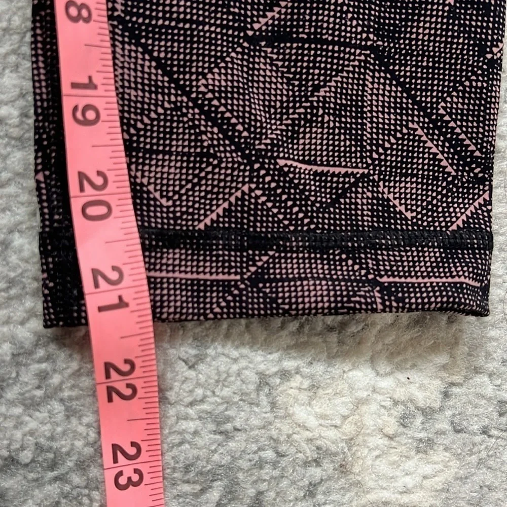 Lululemon Wunder Under Crop  21